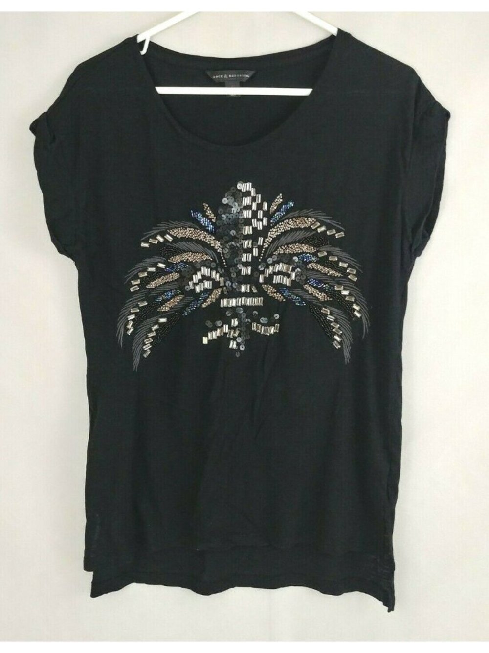 Rock & Republic Women's Black T-Shirt With Beaded Fleur De Lis Design Size Small
